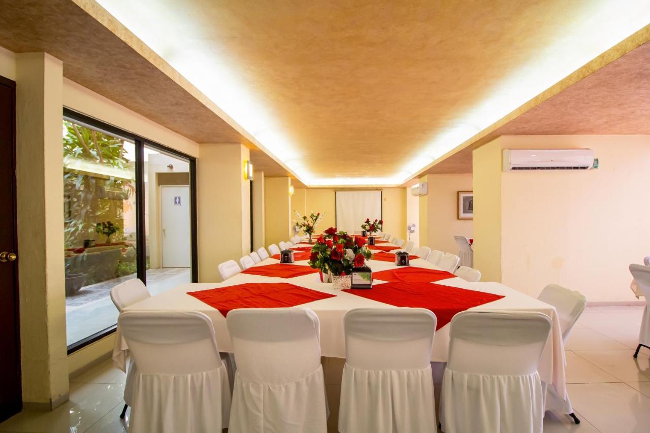 Ambassador Hotel 4*